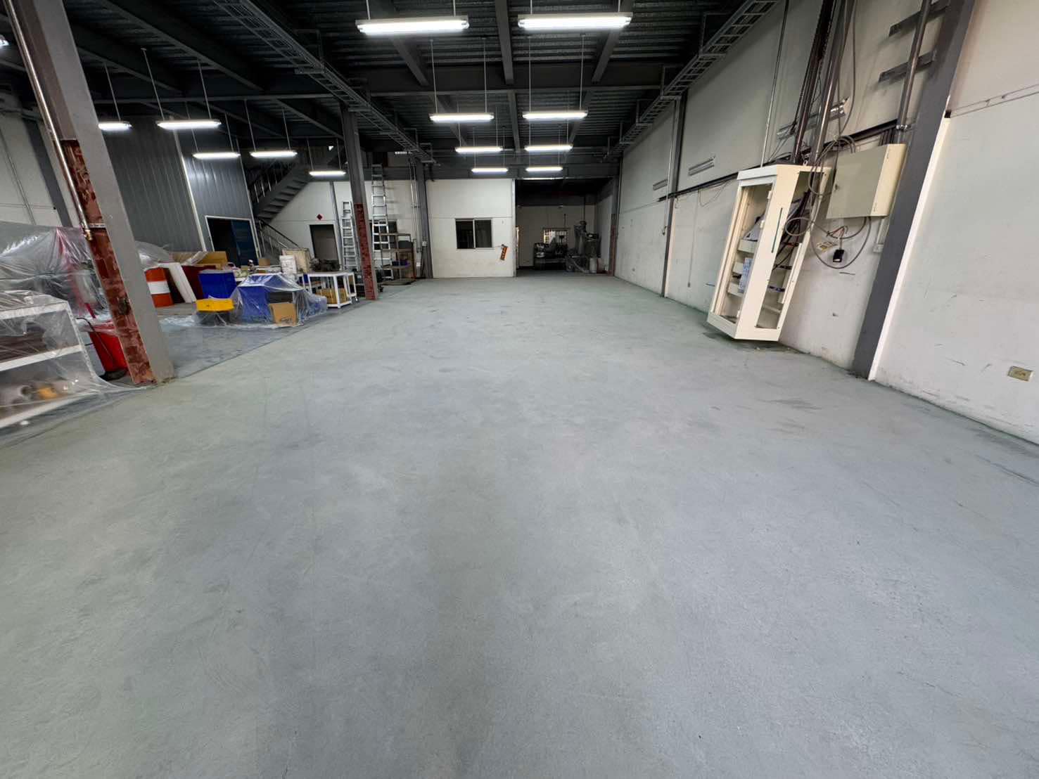 台南仁德廠房FRP-EPOXY強化地坪 數量150m2