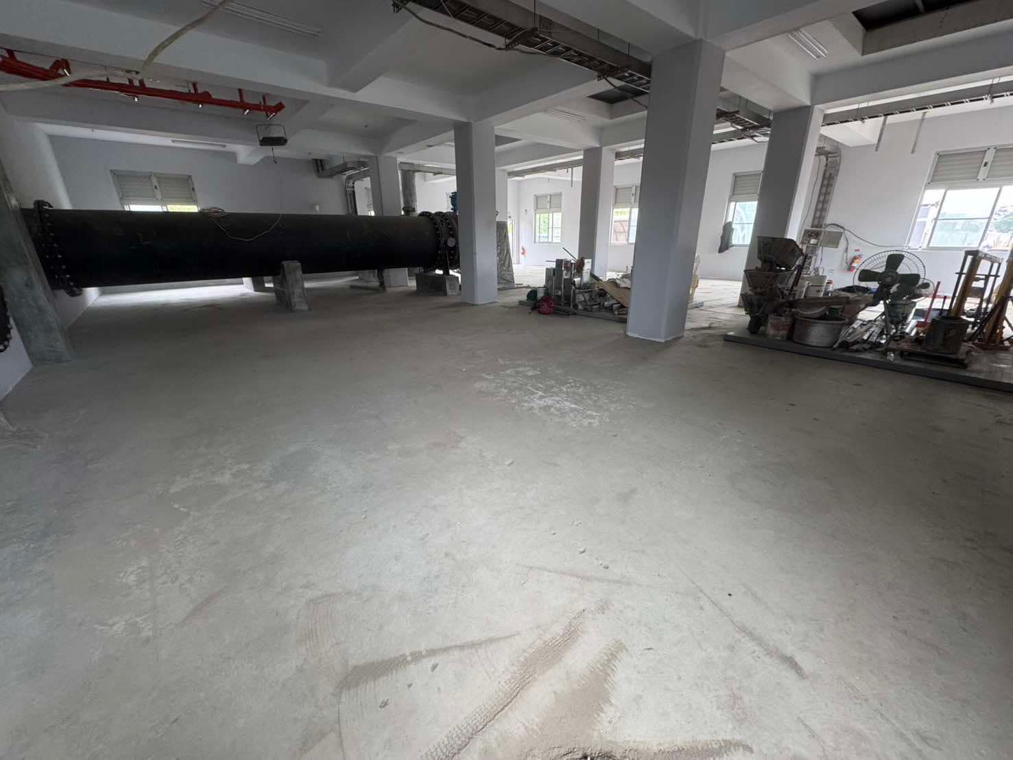 高雄湖內抽水站EPOXY金鋼砂地坪 數量450m2 