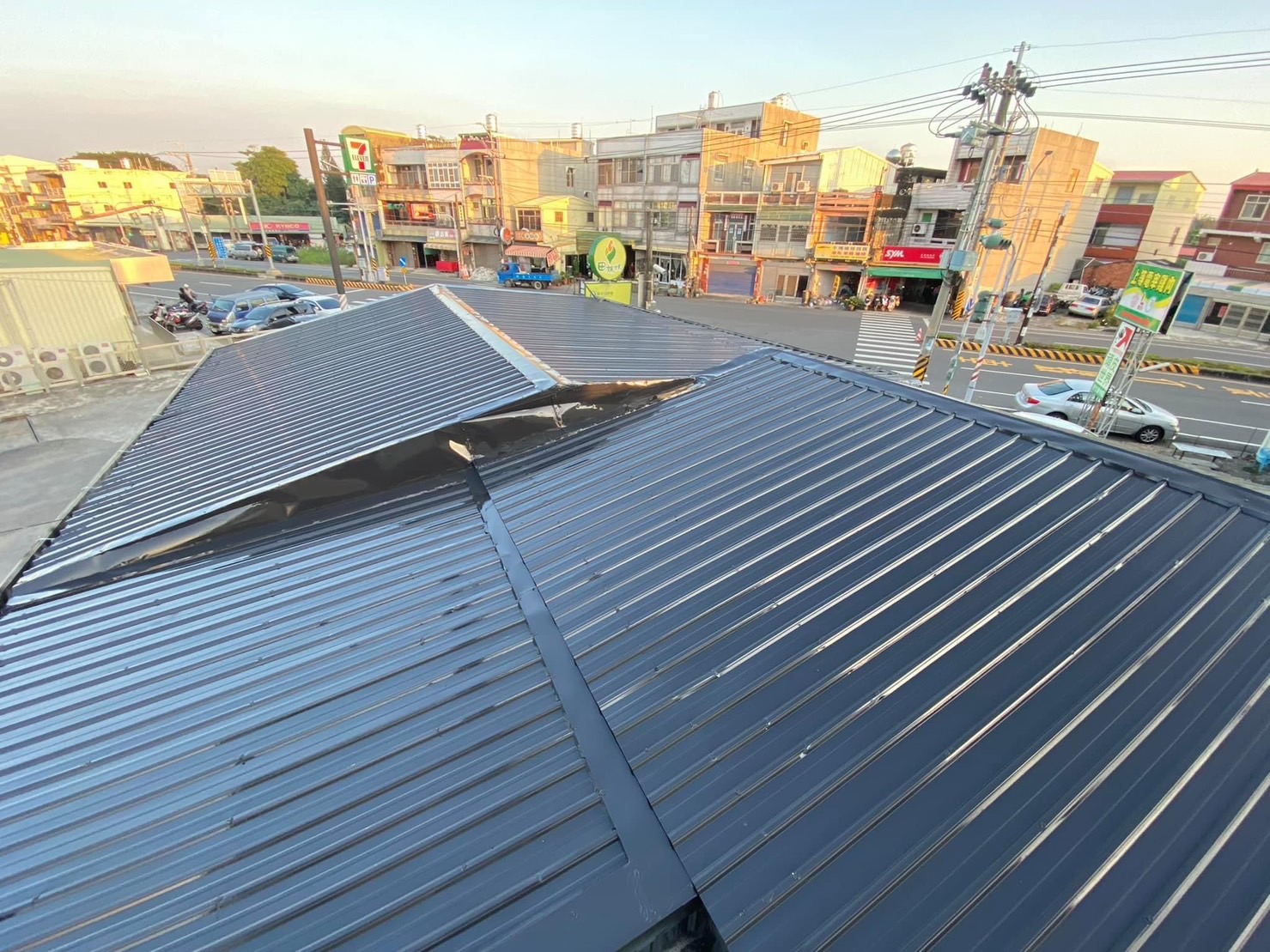台南鹽水農會-屋頂浪板漆面翻新