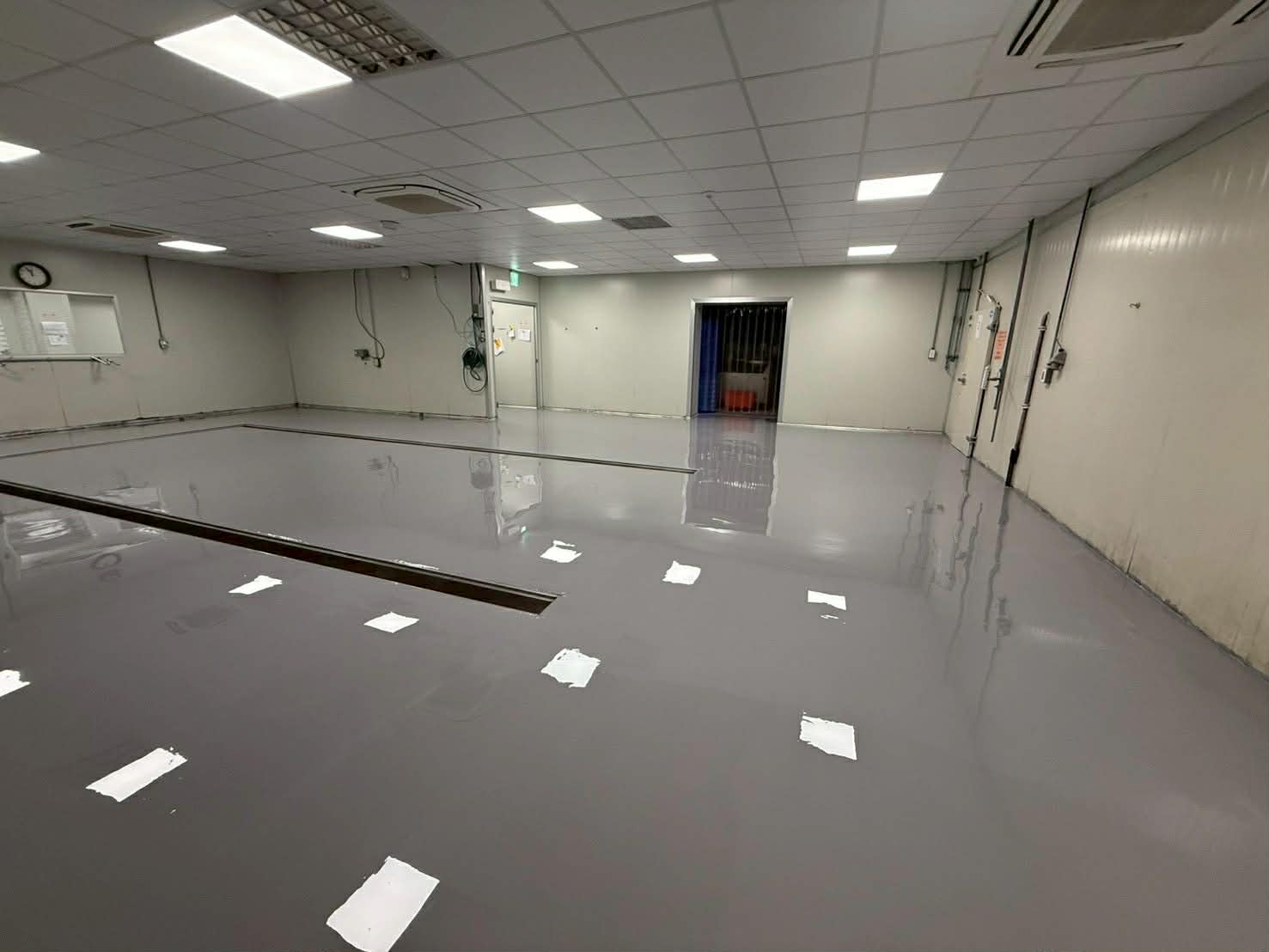 彰化寵物飼料廠流展型EPOXY地坪