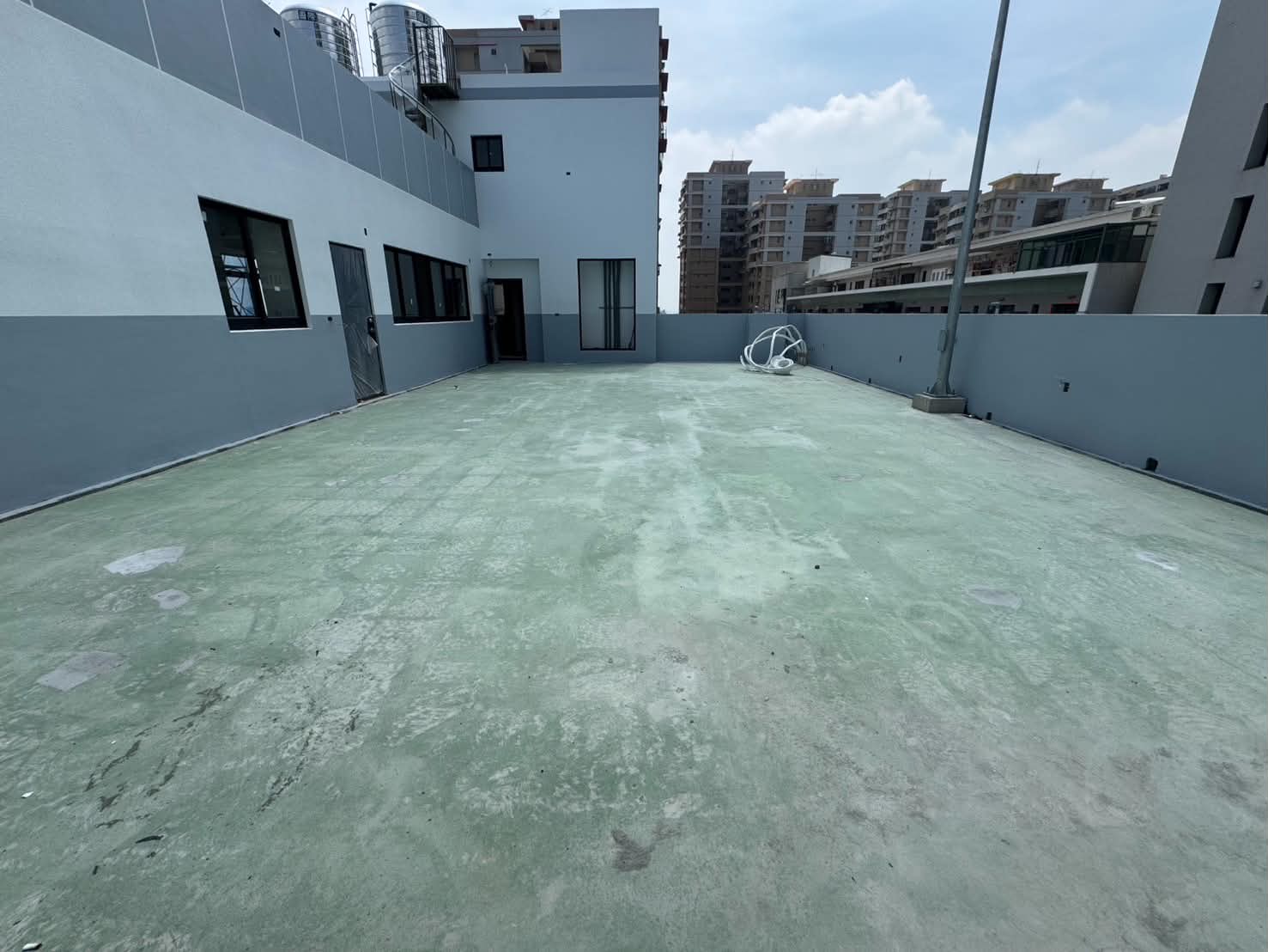 承品機電工程公司露天PU羽球場